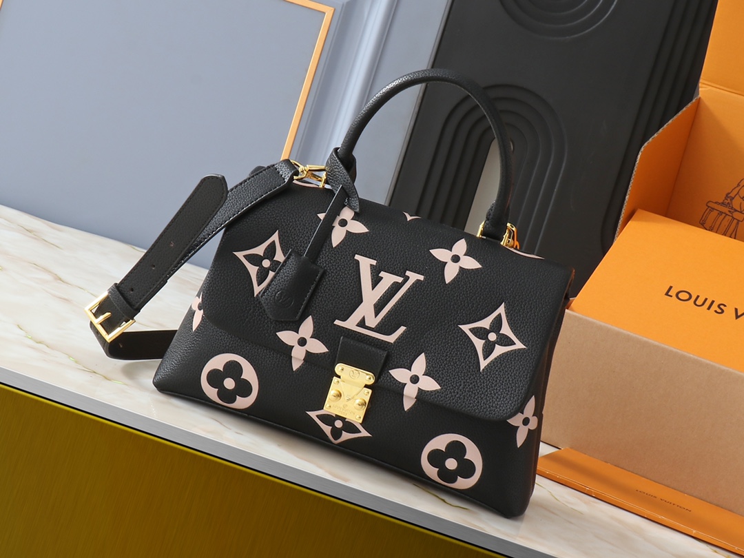 LV bag 861